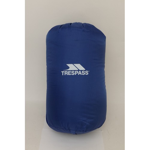 134 - Trespass 350g sleeping bag, new with tags, blue.