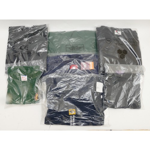 142 - Logo sweatshirts and tops to include:
XXL Unipart rail, navy. 
XL green sweatshirt.
XL Trojan sweats... 