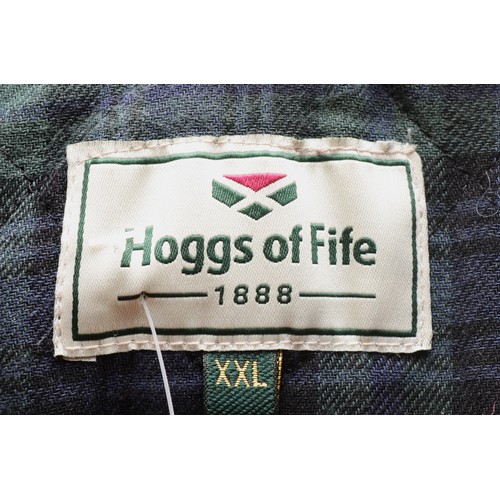 149 - Hoggs of Fife green wax coat, size XXL, used good condition.