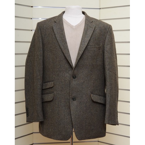 181 - Beiber Loden, lambs wool, drop shoulder overcoat, single breasted, single vent, slit and zip out and... 