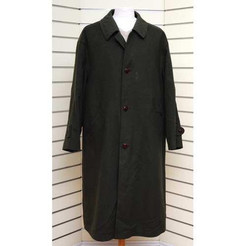 181 - Beiber Loden, lambs wool, drop shoulder overcoat, single breasted, single vent, slit and zip out and... 