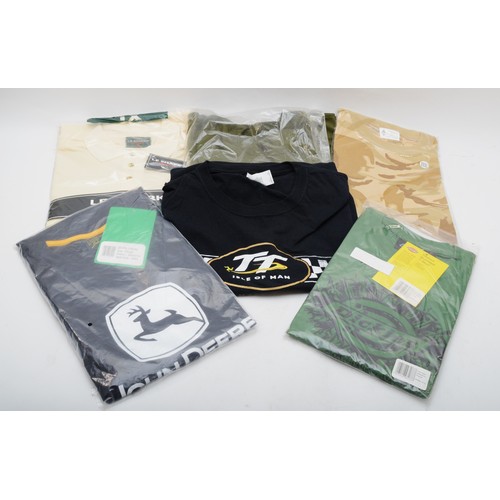 183 - Dickies John Deere, blue t-shirt, new in single packet, size XXL.
Dickies branded t-shirt, green, in... 