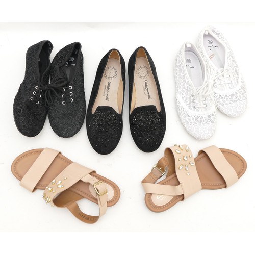 230 - Ladies new shoes, without tags, to include Atmosphere lace pumps, two pairs, white and black, size 5... 