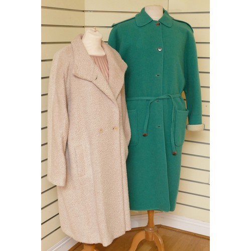 265 - A Weatherall green and cream knit, reversible, long length collared/button up coat, 60 cm chest. 
to... 