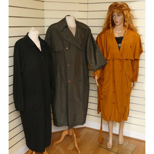 268 - A vintage 'Model depose' Paris design, gold coloured long length lightweight jacket, draw pull hood ... 