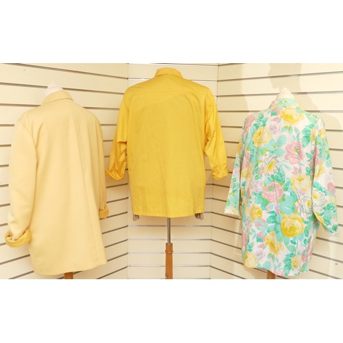 272 - NafNaf 1980's, floral lightweight box jacket, unlined, ¾ sleeves, chest 68cm/L 77cm.
Yellow unlined ... 