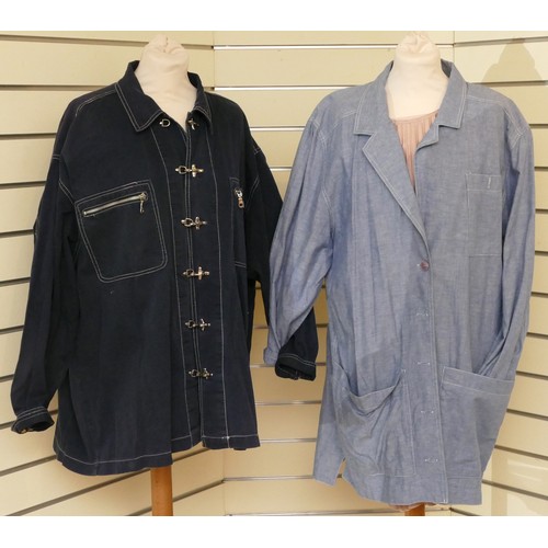 273 - Betty Barclay denim look lightweight shirt/jacket with shoulder pads, button front, patch pockets, s... 