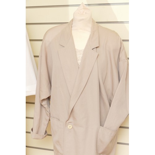 277 - Peter Barron, white long length lightweight duster coat, 3/4 sleeves, patch pockets, shoulder pads, ... 