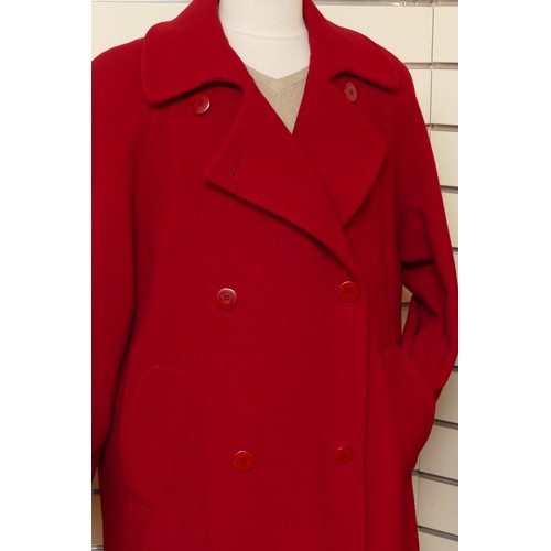 280 - 'First Avenue' mid length wool coat, turn back cuffs, side slant pockets, lined, size 16/L 82cm. 'Da... 