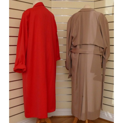 285 - Mansfield, pure new wool duster coat, no buttons, side concealed pockets, lined, coral coloured, siz... 