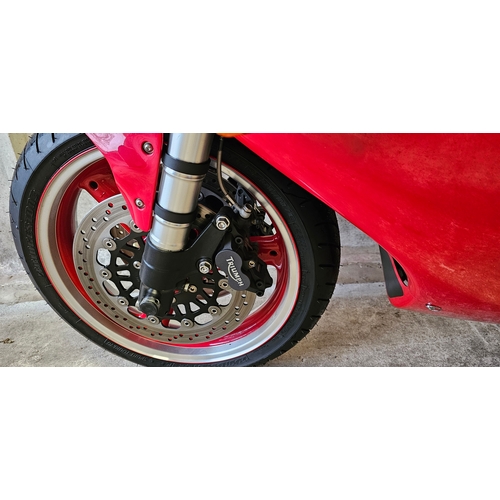 540 - 1998 Triumph Daytona 595, 955cc. Registration number R350 LUT. Frame number SMTTE502LGW060911. Engin... 