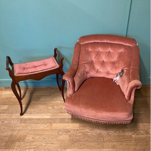 280 - An Edwardian mahogany piano stool, together with a Victorian button back parlour armchair on turned ... 