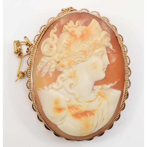 182 - A Victorian 9ct gold carved shell cameo, depicting a classical Greek Goddess, the cameo indistinctly... 