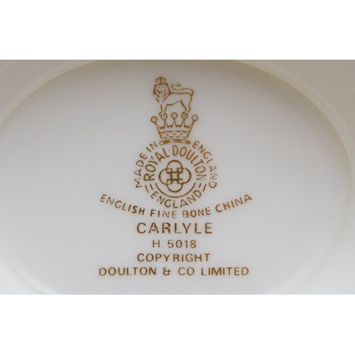 271 - Royal Doulton Carlyle (H5018) pattern part dinner and tea set; comprising of a 21cm long sauceboat a... 