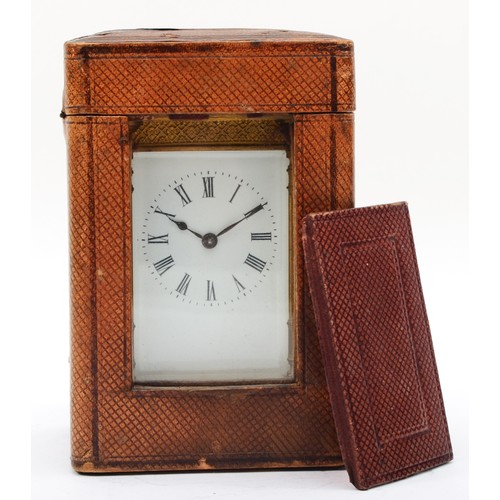 343 - A 20th century French brass corniche cased carriage clock, the white dial with black Roman numerals,... 