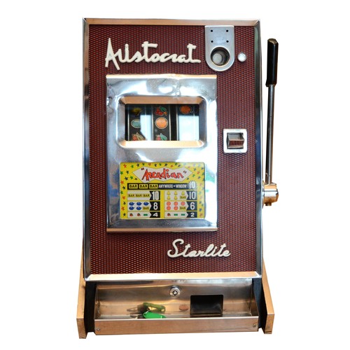 405 - Aristocrat by Starlite, a 1p slot machine, key, 65 x 40 x 40cm