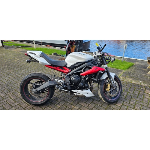 519 - 2007 Triumph Speed Triple 1050cc and 2016 Triumph Street Triple R , 675cc. Registration numbers GN57... 