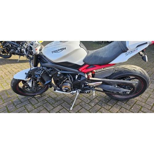 519 - 2007 Triumph Speed Triple 1050cc and 2016 Triumph Street Triple R , 675cc. Registration numbers GN57... 