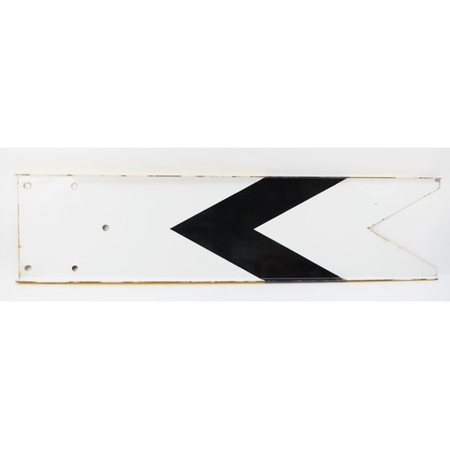 5 - B.R. black/yellow distant signal blade (107 cm x 26 cm)