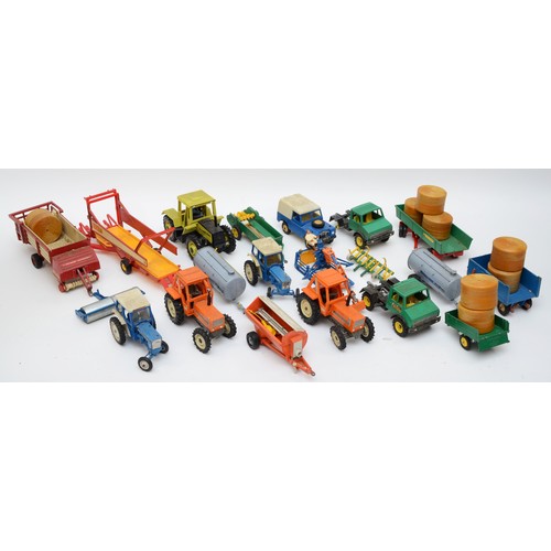 113 - A collection of playworn diecast models, primarily by Britains circa 1970s/80s of farming interest, ... 