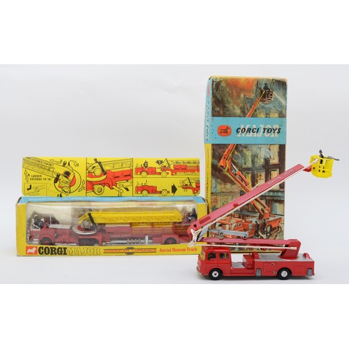 A CORGI MAJOR TOYS SIMON SNORKEL FIRE ENGINE IN ORIGINAL BOX - MODEL