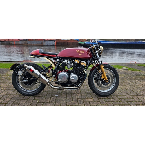 525 - 1981 Honda CB900 Cafe Racer. Registration number JYH 611W. Frame number JHMSC012110931. Engine numbe... 