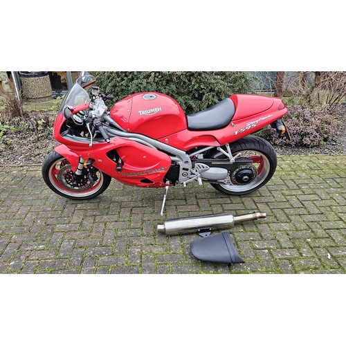 540 - 1998 Triumph Daytona 595, 955cc. Registration number R350 LUT. Frame number SMTTE502LGW060911. Engin... 