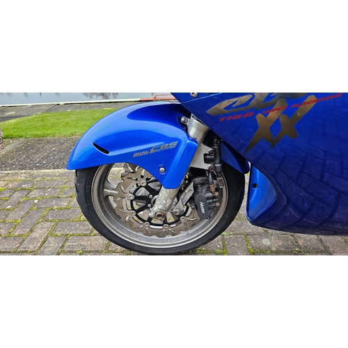 532 - 2001 Honda CBR 1100XX Blackbird. Registration number Y694 PWT. Frame number JH2SC35A8YM305180. Engin... 