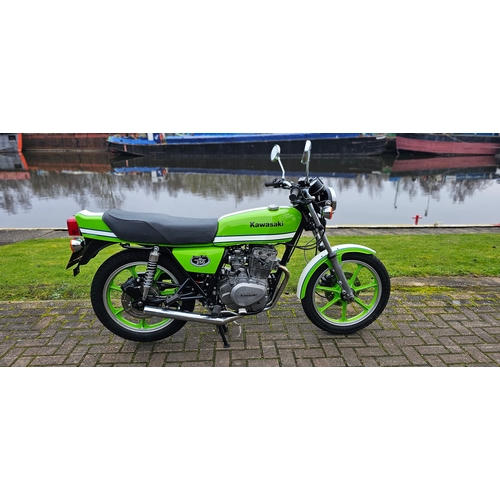 533 - 1981 Kawasaki KZ250A, 248cc. Registration number UWW 375X. Frame number KZ250A 032127. Engine number... 