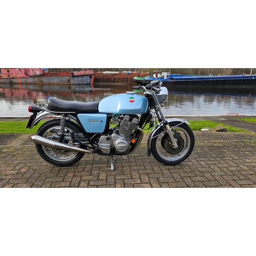 569 - 1977 Laverda 3C, 981cc. Registration number UWX 300R. Frame number 5041. Engine 5041.
Sold with the ... 