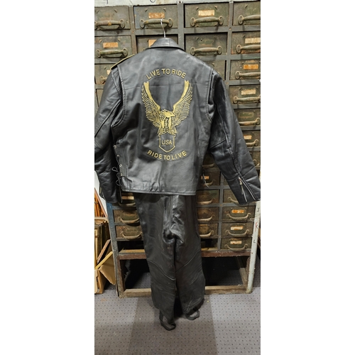 25 - Echtes Leder, a Gallanto leather jacket with motif on the back, size XL and a pair of JTS leather bi... 