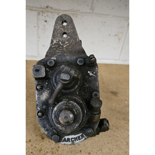 332 - A Sturmey Archer gearbox, LW 122894