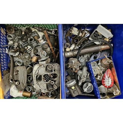 370 - A collection of mainly carburettor parts (2)