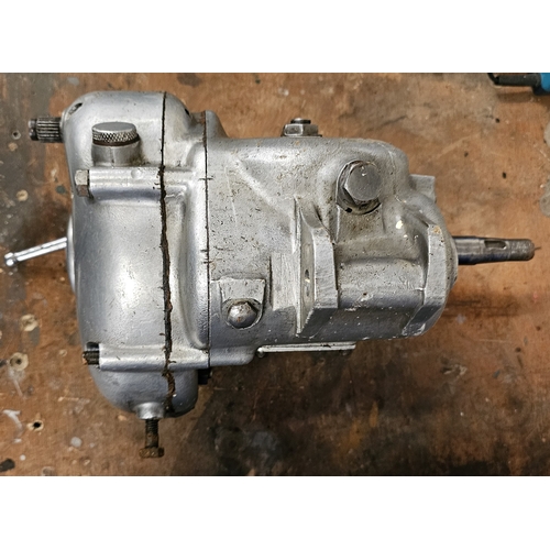 375 - A BSA RRT2 gearbox, with Scrambles gears