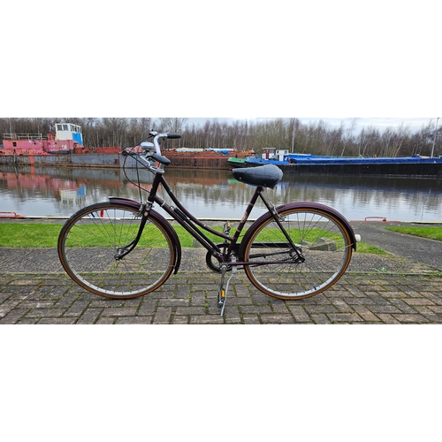 392 - Raleigh, a ladies Cameo bicycle, with Sturmey Archer 3 speed gears