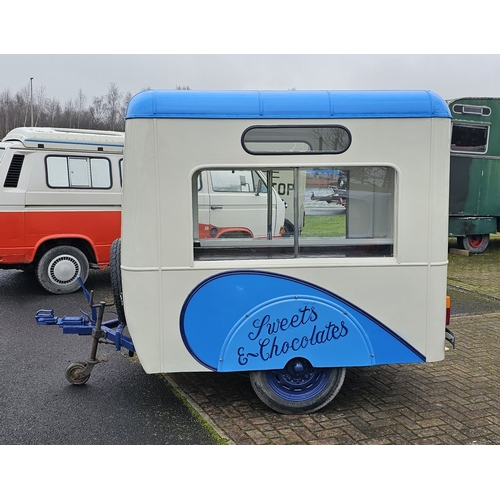 401 - c.1948 Ice Cream vendors trailer, recently restored. An ideal trailer for earning its keep, check th... 