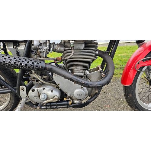 564 - c.1953 BSA 350cc race bike. Registration number not registered. Frame number not found. Engine numbe... 