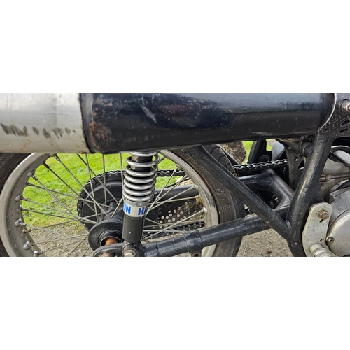 564 - c.1953 BSA 350cc race bike. Registration number not registered. Frame number not found. Engine numbe... 