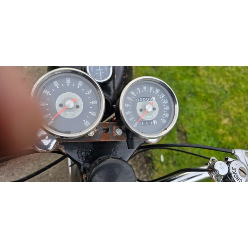 566 - c.1953 BSA BB31/32, 350cc, project. Registration number unregistered. Frame number CB31.13611. Engin... 