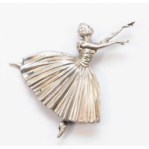 193 - A silver ballerina brooch, by Frederick Massingham, Birmingham 1947, 7 x 5.5cm, 19gm.