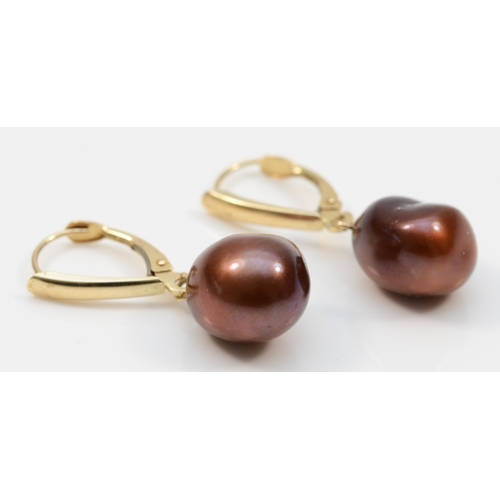 428 - A pair of 14k gold baroque pearl drop earrings, 28mm, 4.3gm.