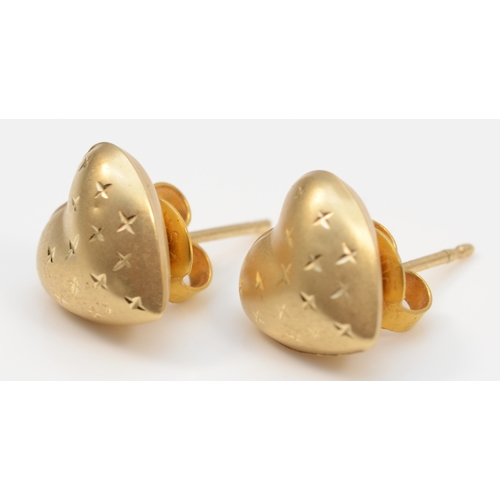 474 - A pair of 14k gold balloon heart stud earrings, 10mm, 0.9gm.