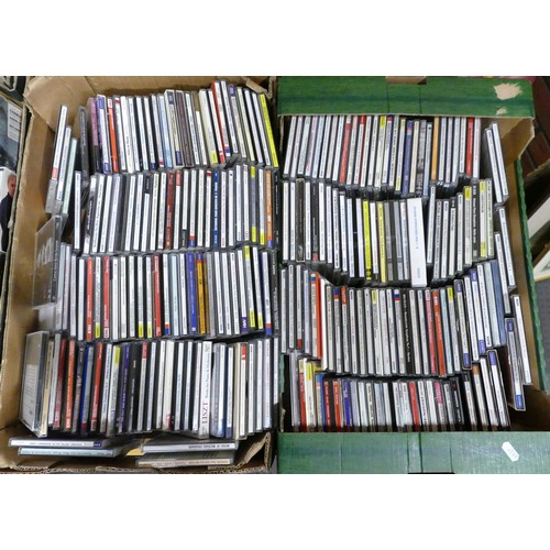 96 - A large collection of over 400 music CDs, primarily classical, orchestral and piano concerto compila... 