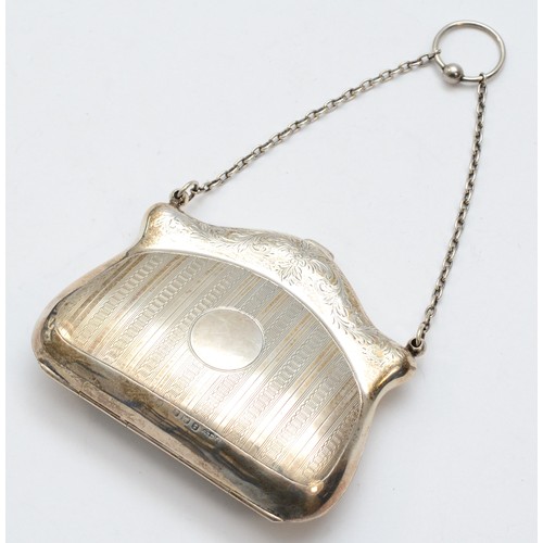 68 - A silver purse, Birmingham 1910, with fitted interior, 10 x 8cm, 93gms