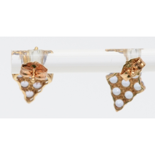 266 - A pair of 9ct gold and tanzanite cluster ear studs, 13mm, 1.2gm