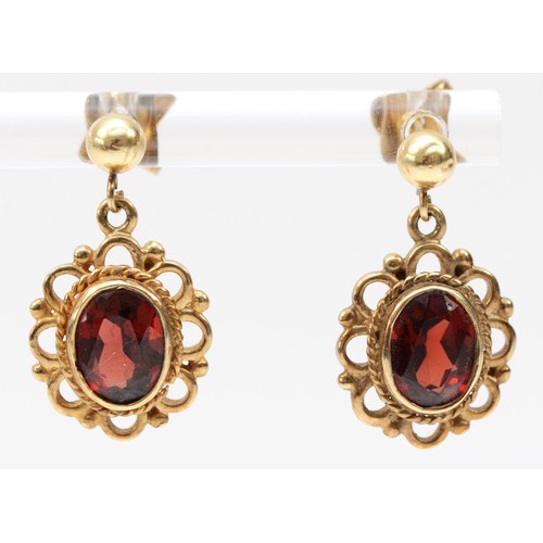 433 - A 9ct gold pair of garnet ear rings, 14 x 11mm, 3.2gm