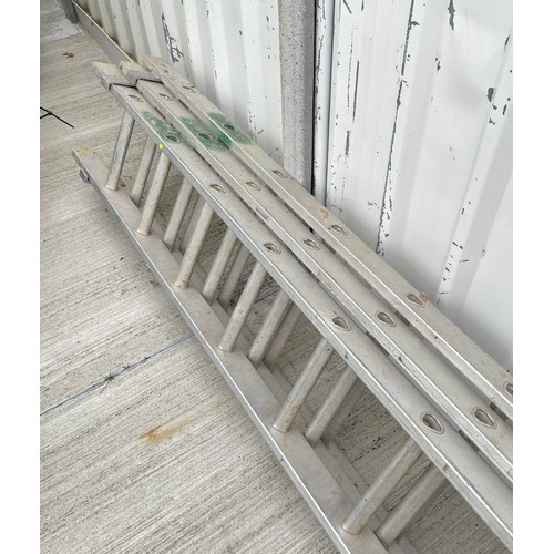 24 - Light trade aluminium extending Ladders.