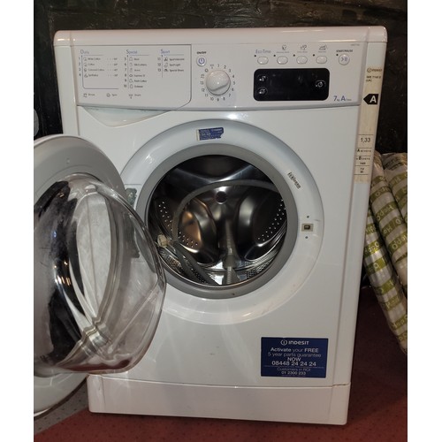 50A - An Indesit washing machine 7K A Class.
W60, D52, H85cm.