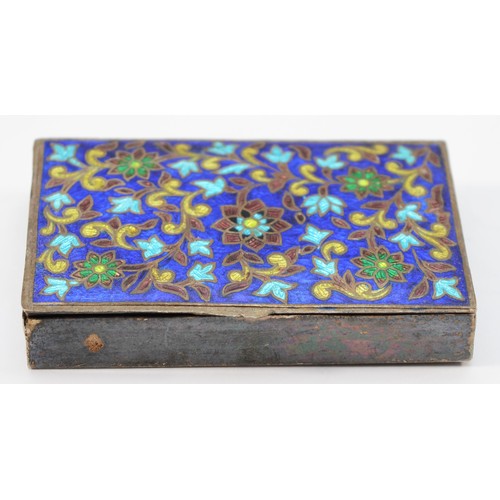 62 - An unmarked white metal and enamel snuff box, possibly Indian, with floral decoration, 7.5 x 4.5 x 1... 