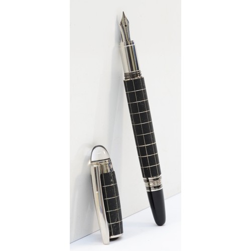 85 - WITHDRAWN. Mont Blanc, Starwalker metal and rubber fountain pen, with 14K white gold nib, push fill ... 